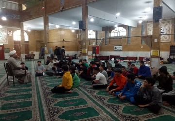 مراسم اعتکاف پسران آسمانی در مسجد علی ابن ابیطالب 