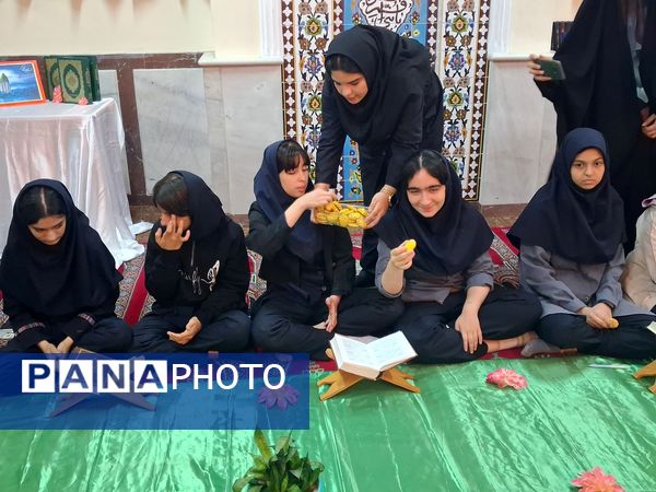 نگاهی به محفل انس با قرآن مدرسه شهید مدرس ناحیه۳ تبریز