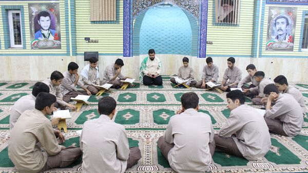 خادمی بی‌ریا نخبگان اصفهانی در یادمان سیرانبند نقطه صفر مرزی