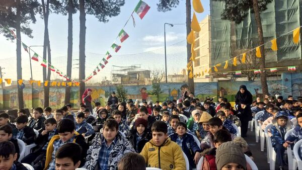 چهل و هفتمین بهار آزادی زنگ انقلاب به صدا درآمد