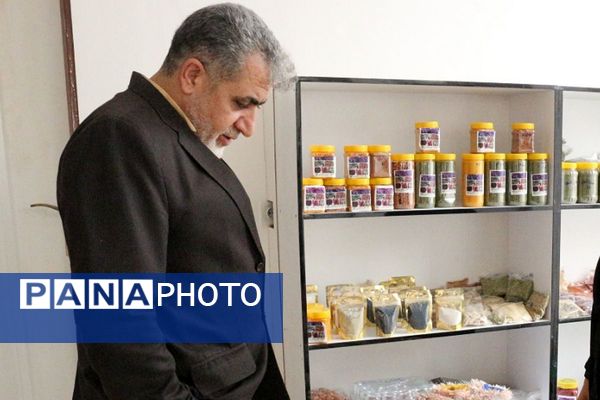 افتتاح نمایشگاه ویژه شب یلدا در فیروزکوه