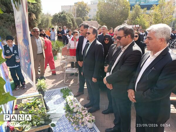 زنگ مهر، ایثار، شهادت و نماز  در هنرستان دارالفنون