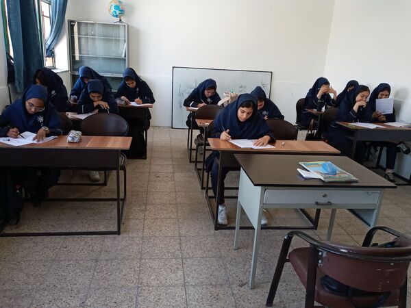 رقابت دانش آموزان سمپاد دبیرستان فرزانگان در دو روز پیاپی