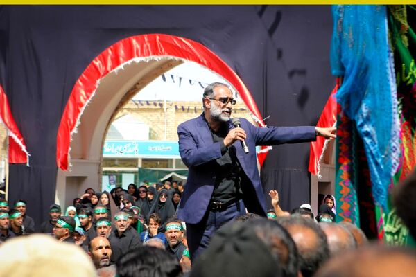 مراسم عاشورای حسینی در مشهد اردهال کاشان