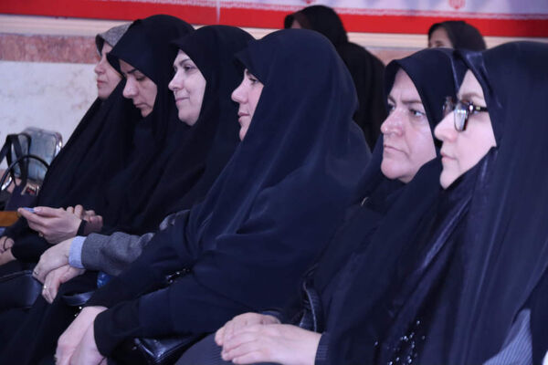 گلبانگ فجر با نواختن زنگ انقلاب اسلامی در شهرستان اسلامشهر