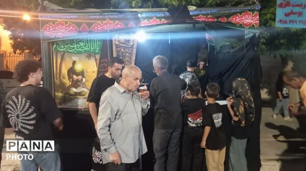 تجلی عشق حسینی و خدمت‌رسانی به مردم