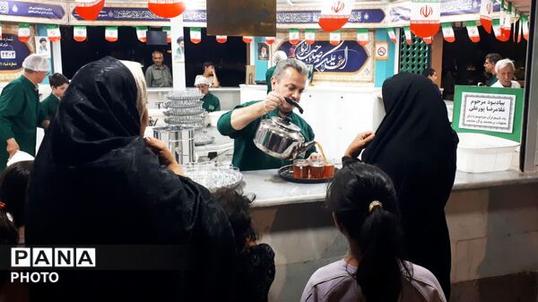 برپایی تبرک خانه حضرت رضا در کاشمر 
