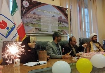 برگزاری بزگداشت روز دختر در سازمان دانش آموزی استان اصفهان 