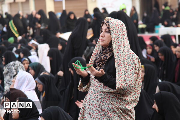 برپایی باشکوه نماز عید فطر در یزد