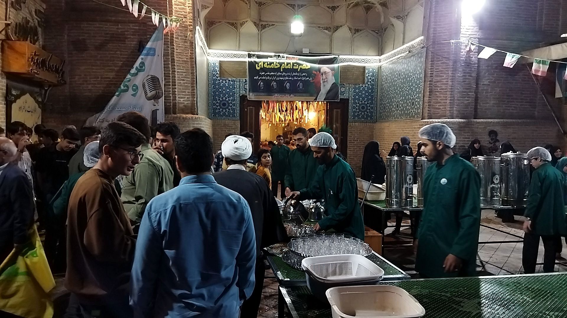 چایخانه فاطمه الزهرا در هشتاد و دومین شب از اجتماعات مردمی نیشابور 