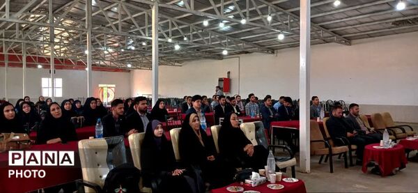نشست همفکری و هم اندیشی معاونین و مربیان پروشی و مشاورین مدارس شهرستان کلات 