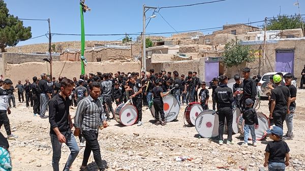 تاسوعای حسینی در روستای گزکوه