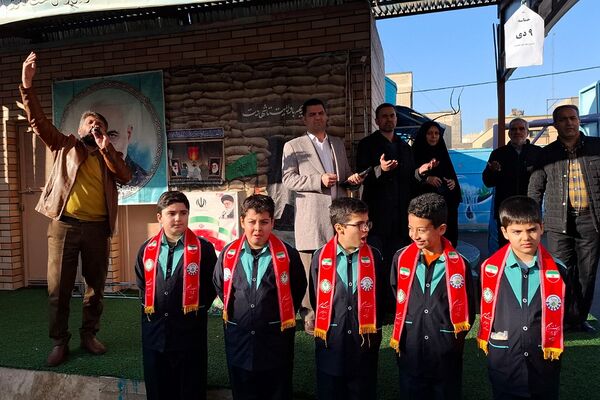 گرامیداشت حماسه 9 دی در دبستان شاهد شهید قدوسی ناحیه 2 شهرری 