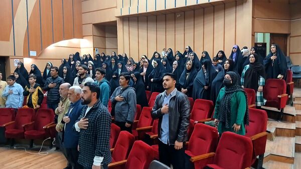 آیین بزرگداشت روز مادر با محوریت جایگاه زن در فرهنگسرای هنر نظرآباد 