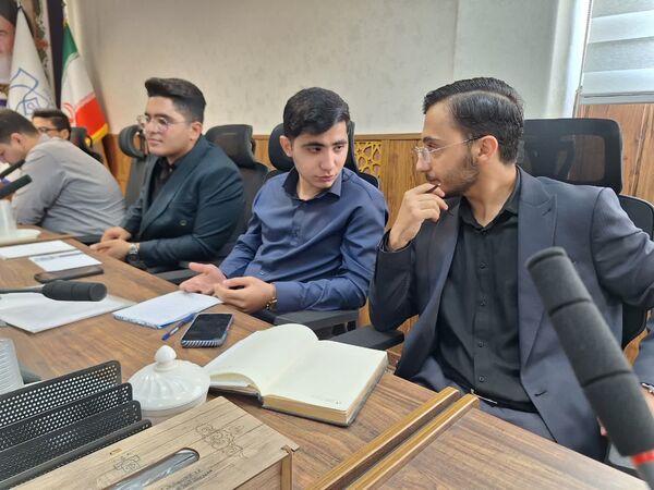  حضور پررنگ دانش‌آموزان شیرازی در پارلمان نوجوانان کشور