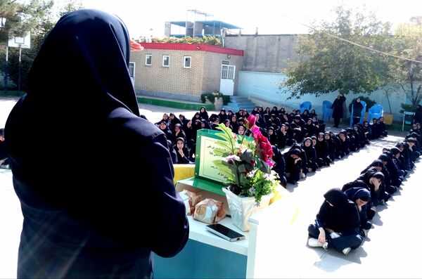مراسم ولادت حضرت زینب و روز پرستار در دبیرستان فاطمیه