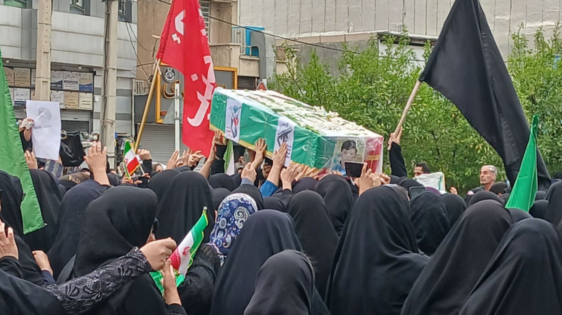 ممسنی میزبان دو شهید دانش‌آموز