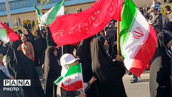 رزمایش جان‌فدای ایران با محوریت فرهنگ امام رضایی در شهرکرد 
