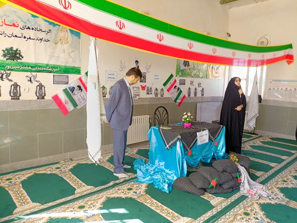 مراسم هفته مقدس در مدرسه فاطمیه خلیل آباد