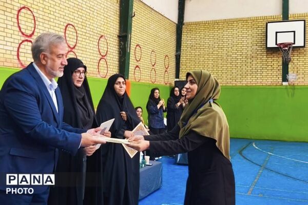 انتخابات انجمن‌های ورزشی؛ گامی برای ترویج نشاط و مشارکت دانش‌آموزان