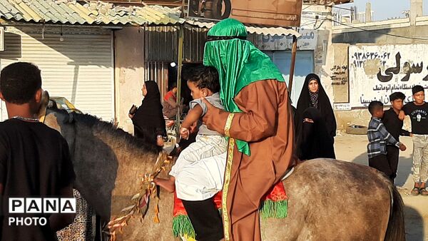 حرکت نمادین کاروان امام حسین (ع) به همت هیئت فاطمیون در میناب
