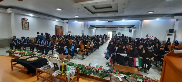 جشن روز دانش آموز در دبیرستان مهشید مصلی نژاد 