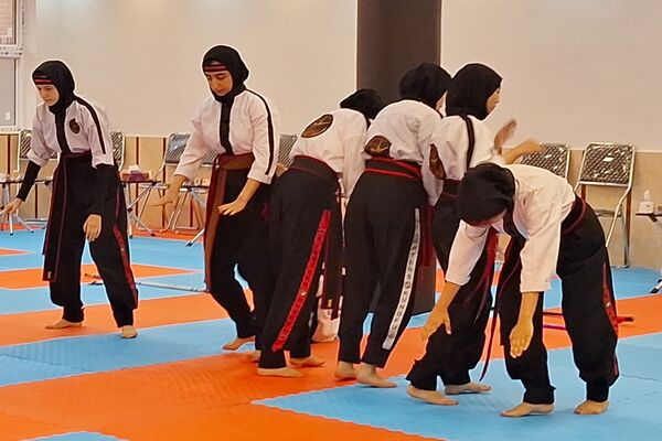 ایجاد انگیزه در دانش‌آموزان ورزشکار با سالن ورزشی مناسب
