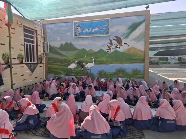 روز جهانی تخم‌مرغ در دبستان شهید هادی آریایی 