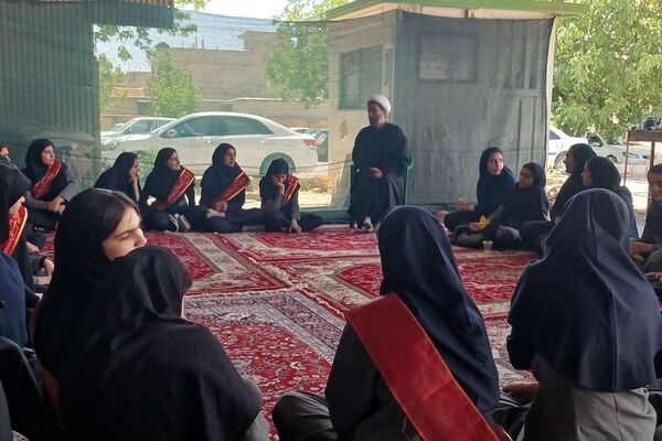موکب «نوجوان مبارز» در فارسان؛ صحنه‌ای از بلوغ اجتماعی نسل آینده