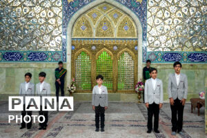 جشن تکلیف ۱۲۰ نوجوان پسر در حرم حضرت معصومه(س)
