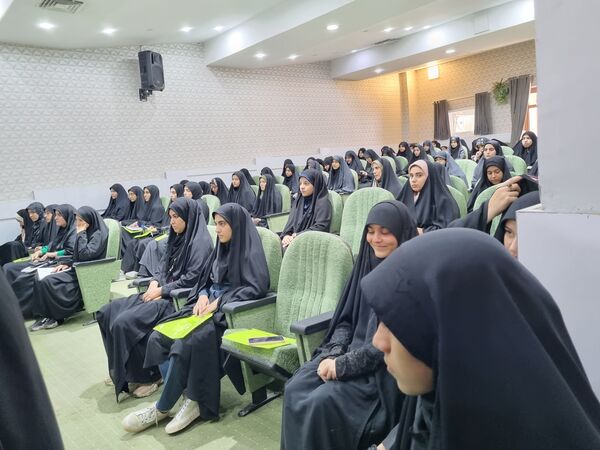 دوره توانمند‌سازی یاوران ولایت استان لرستان 