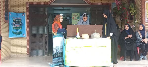 برگزاری جشن مازندران در دبیرستان فضیلت شهرستان قائمشهر