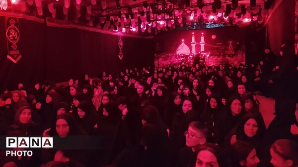 شب‌های بی‌قراری ماه محرم در کنار شهدای گمنام و در سوگ سید و سالار شهیدان 