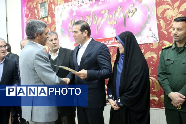 آیین تجلیل از پیشکسوتان فرهنگی ملکان 