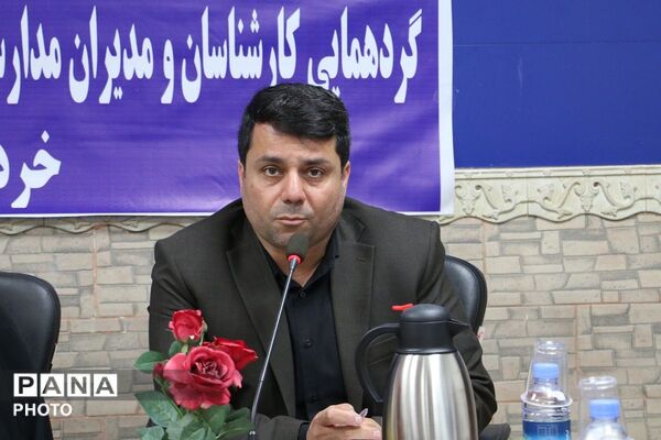 قرچک میزبان گردهمایی مدیران و کارشناسان مدارس شاهد شهرستانهای استان تهران