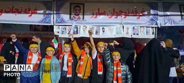 اجتماع دختران و پسران جان فدا در کردستان