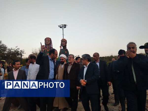 جشنواره طعم و رنگ پاییز با حضور شهردار مشهد آغاز به کار کرد