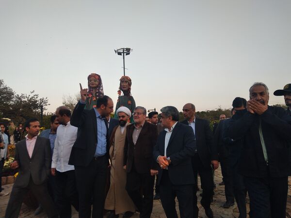 جشنواره طعم و رنگ پاییز با حضور شهردار مشهد آغاز به کار کرد