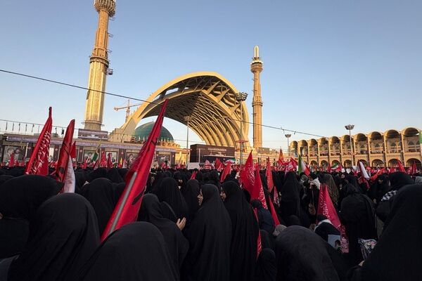 تکرار حماسه در وداع با شهید ایران