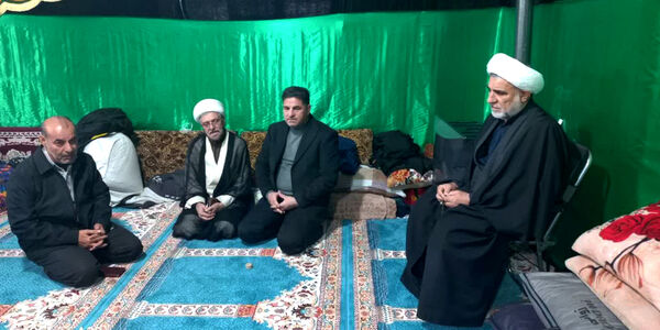 شبی سرشار از معنویت پایان اعتکاف دانش آموزان در روستاهای مختلف شهرستان دره‌شهر 