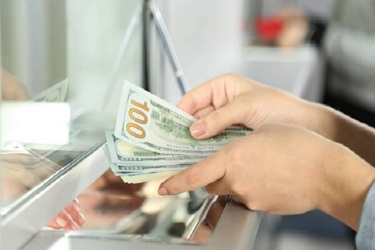 تمهیدات جدید بانک مرکزی برای تقویت عرضه و مدیریت بازار ارز و تسهیل خرید اسکناس