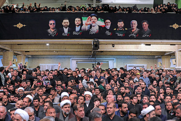 مجلس بزرگداشت شهدای خدمت در محضر مقام معظم رهبری