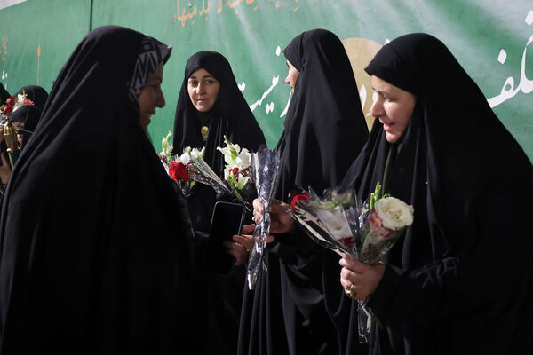 وداع معتکفین رجبیه در حرم مطهر رضوی
