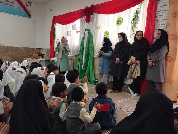 جشن مادر و دختری  در مدرسه تکتم خلیل آباد 