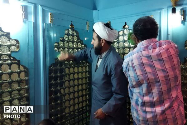 آیین غبارروبی ضریح مطهر امامزاده اسماعیل (ع) در فیروزکوه