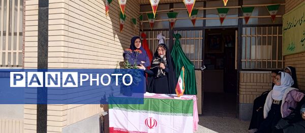 جشن دهه فجر در مدرسه شهید معتمدی