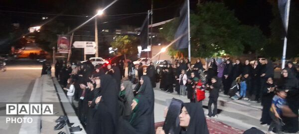 عزاداری و زنجیر زنی  شب هفتم ماه محرم در حسینیه شهدای شهر بار  