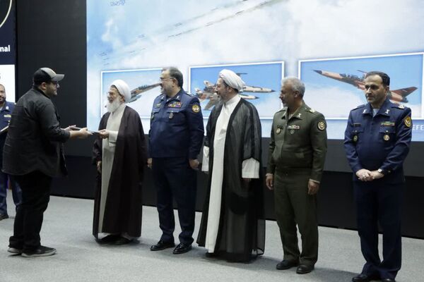 اختتامیه جشنواره تولیدات مجازی نیروی هوایی با تقدیر از روایتگران جوان