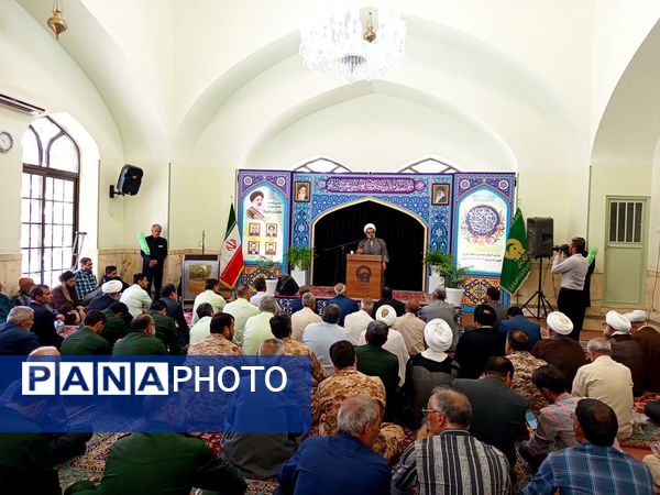 یک سال از نبود شهید جمهور میگذرد