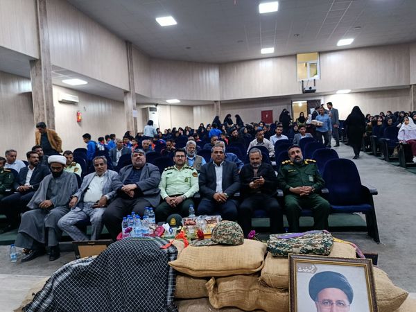 یادواره شهدای فرهنگی و دانش‌آموز شهرستان حاجی آباد